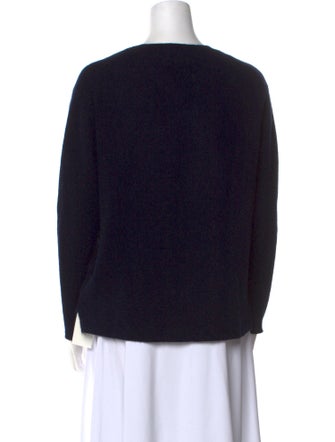 Allude Cashmere V-Neck Sweater