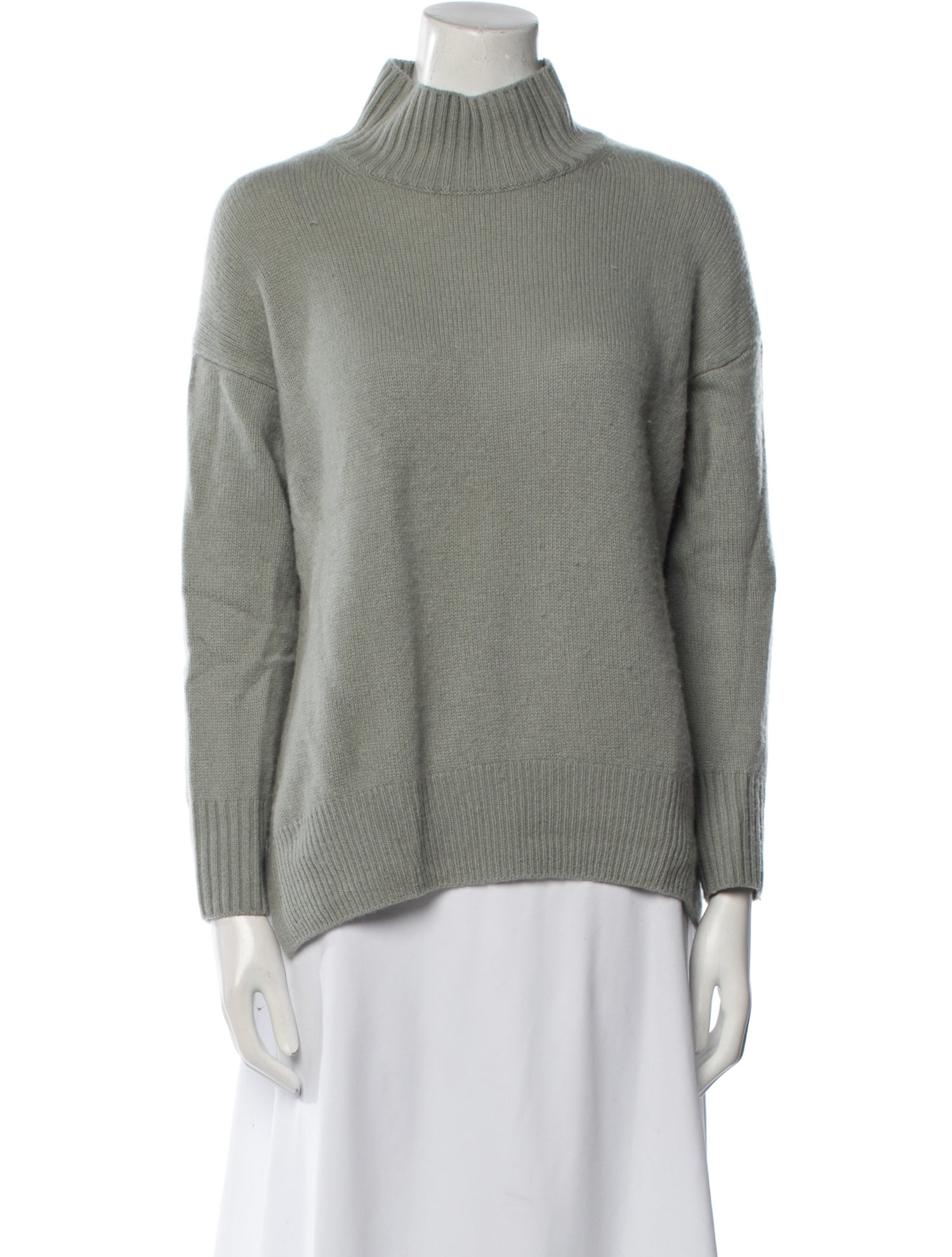 Allude Cashmere Turtleneck Sweater