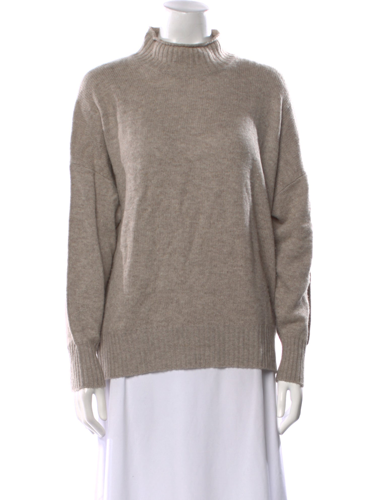 Allude Cashmere Turtleneck Sweater