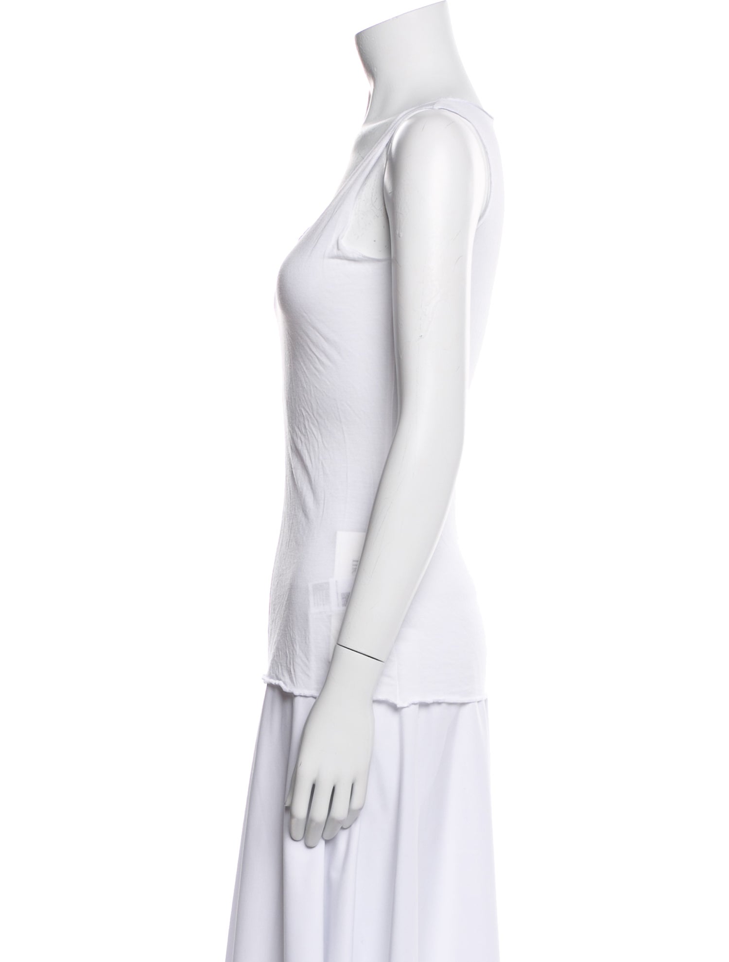 Allude Scoop Neck Sleeveless Top