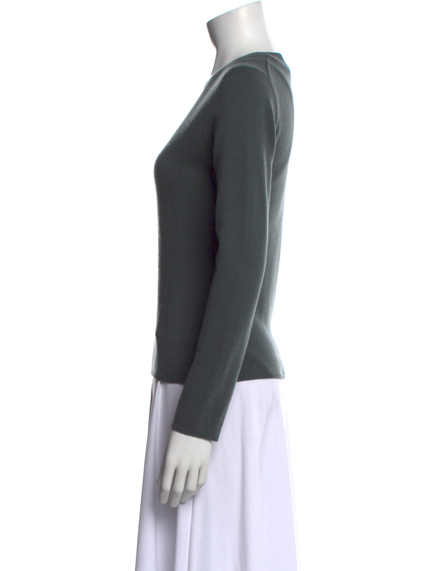 Allude Cashmere V-Neck Sweater