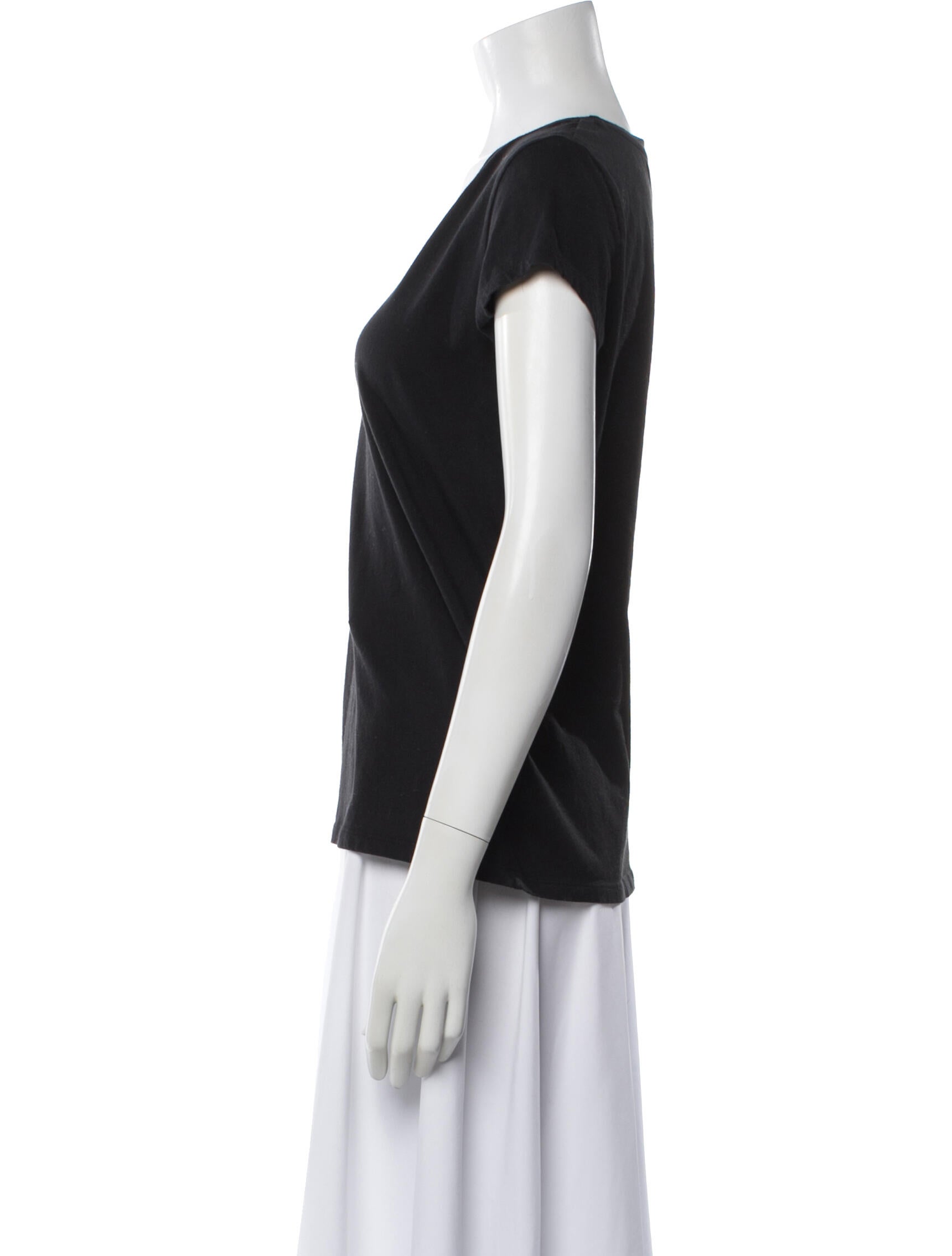 Allude V-Neck Short Sleeve T-Shirt