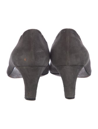 AGL Suede Pumps