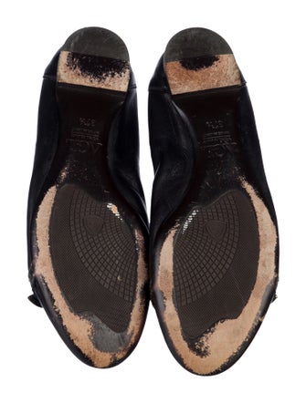 AGL Leather Ruffle Embellishment Ballet Flats