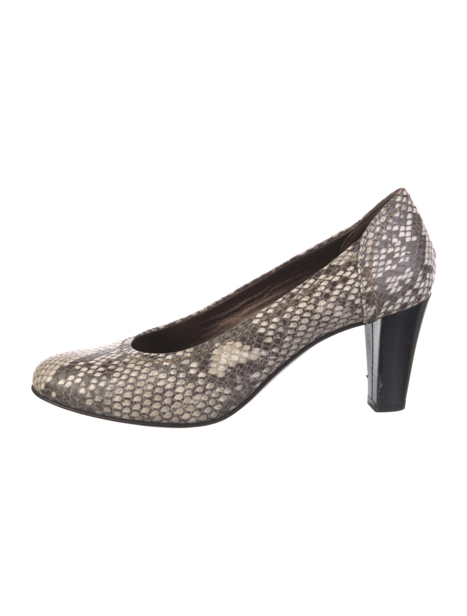 AGL Embossed Leather Animal Print Pumps