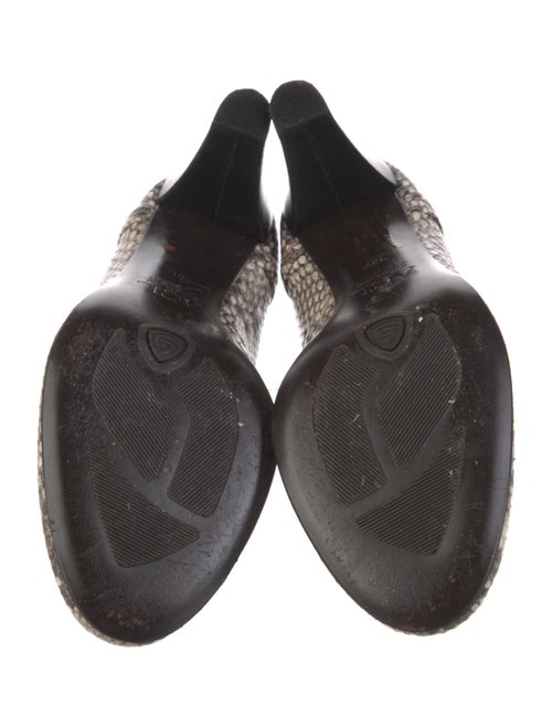 AGL Embossed Leather Animal Print Pumps