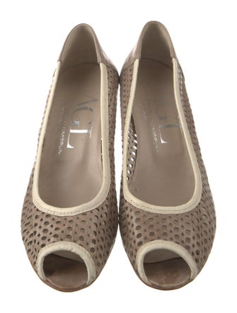 AGL Leather Pumps
