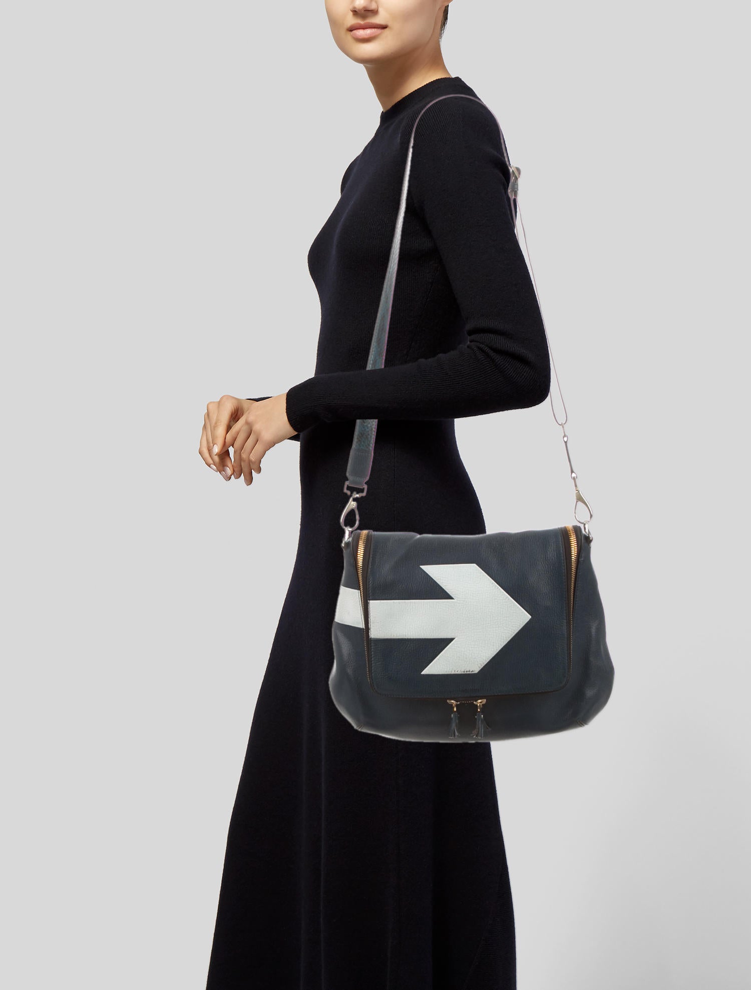 【極美品】ANYAHINDMARCH Maxi Zip Top Handle Anya Hindmarch Maxi Zip Top Handle 2WAY Leather | eBay