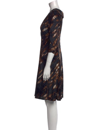 Alberto Makali Printed Knee-Length Dress
