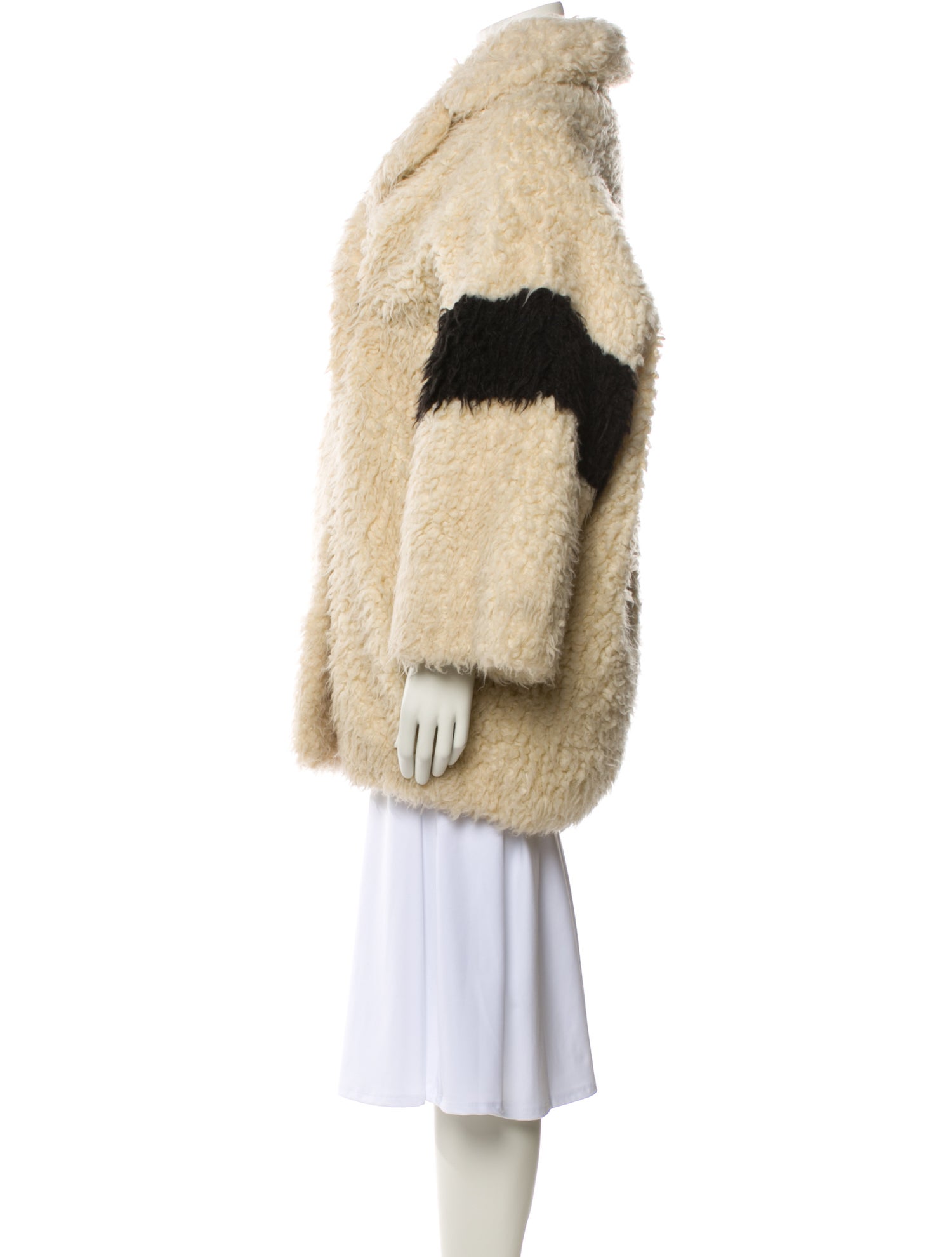 Ainea Faux Fur Coat
