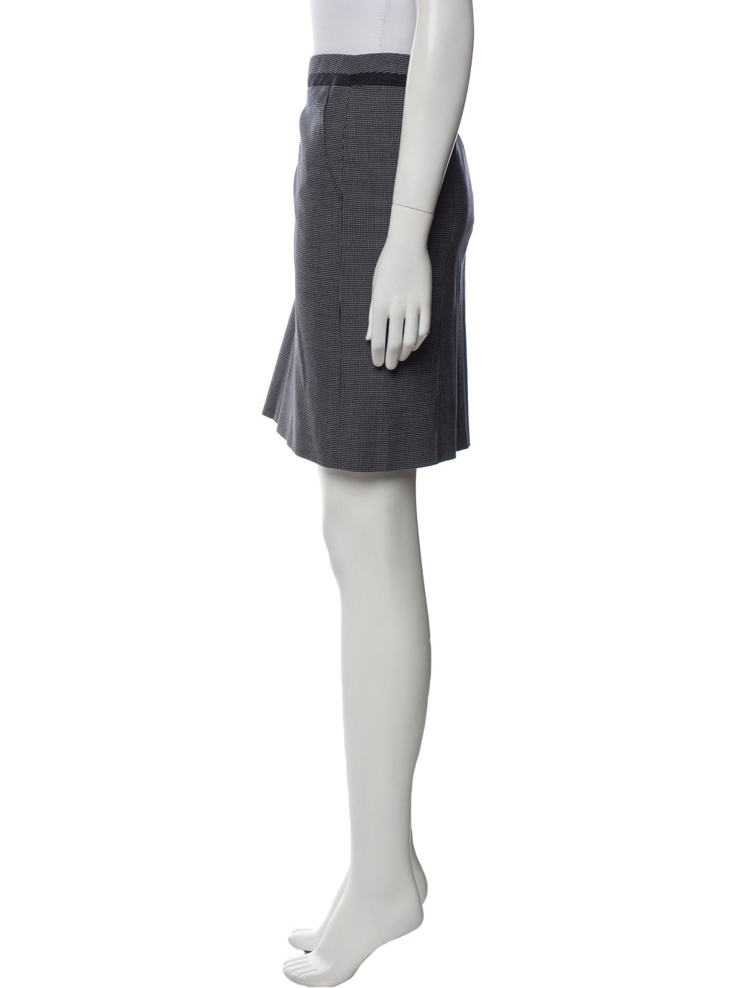 Akris Punto Knee-Length Skirt