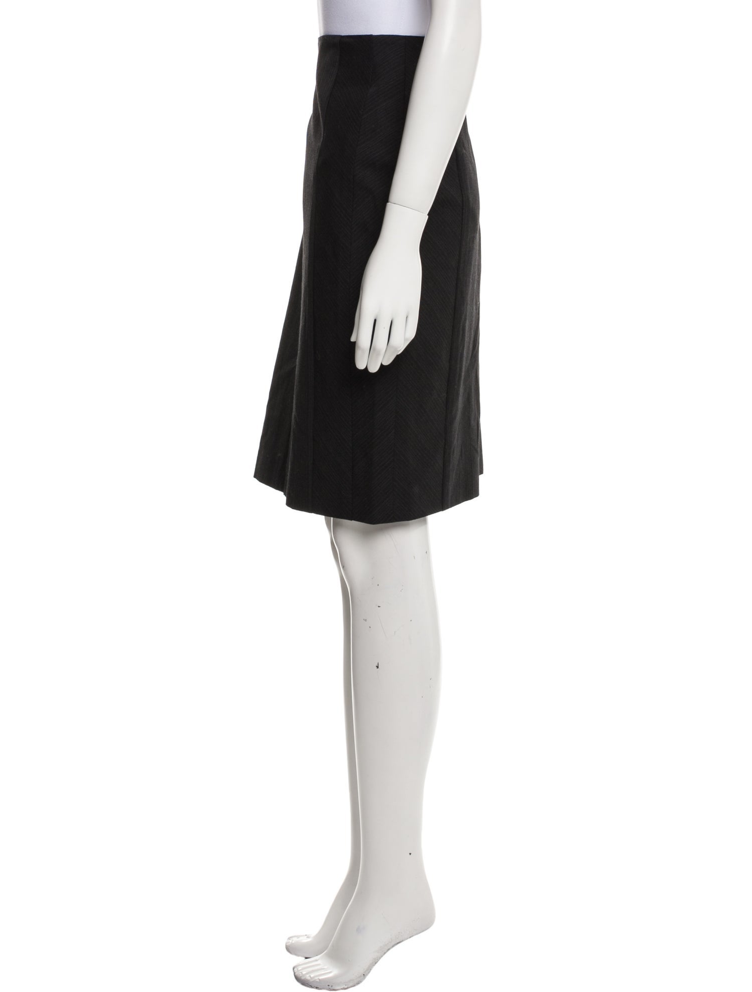 Akris Punto Pleated Accents Knee-Length Skirt