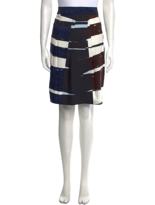 Akris Punto Striped Knee-Length Skirt