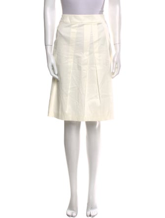 Akris Punto Pleated Accents Knee-Length Skirt