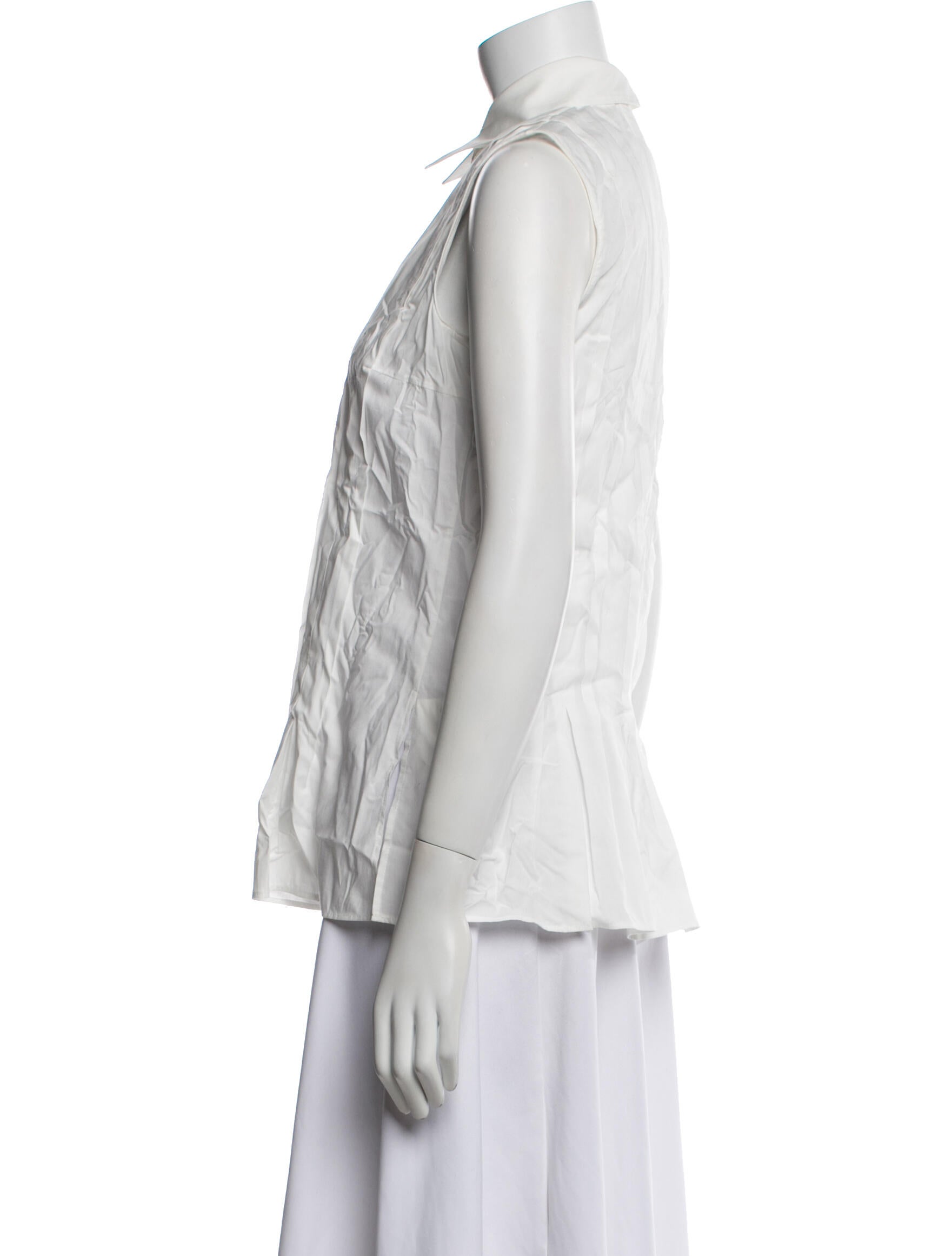 Akris Punto Sleeveless Button-Up Top