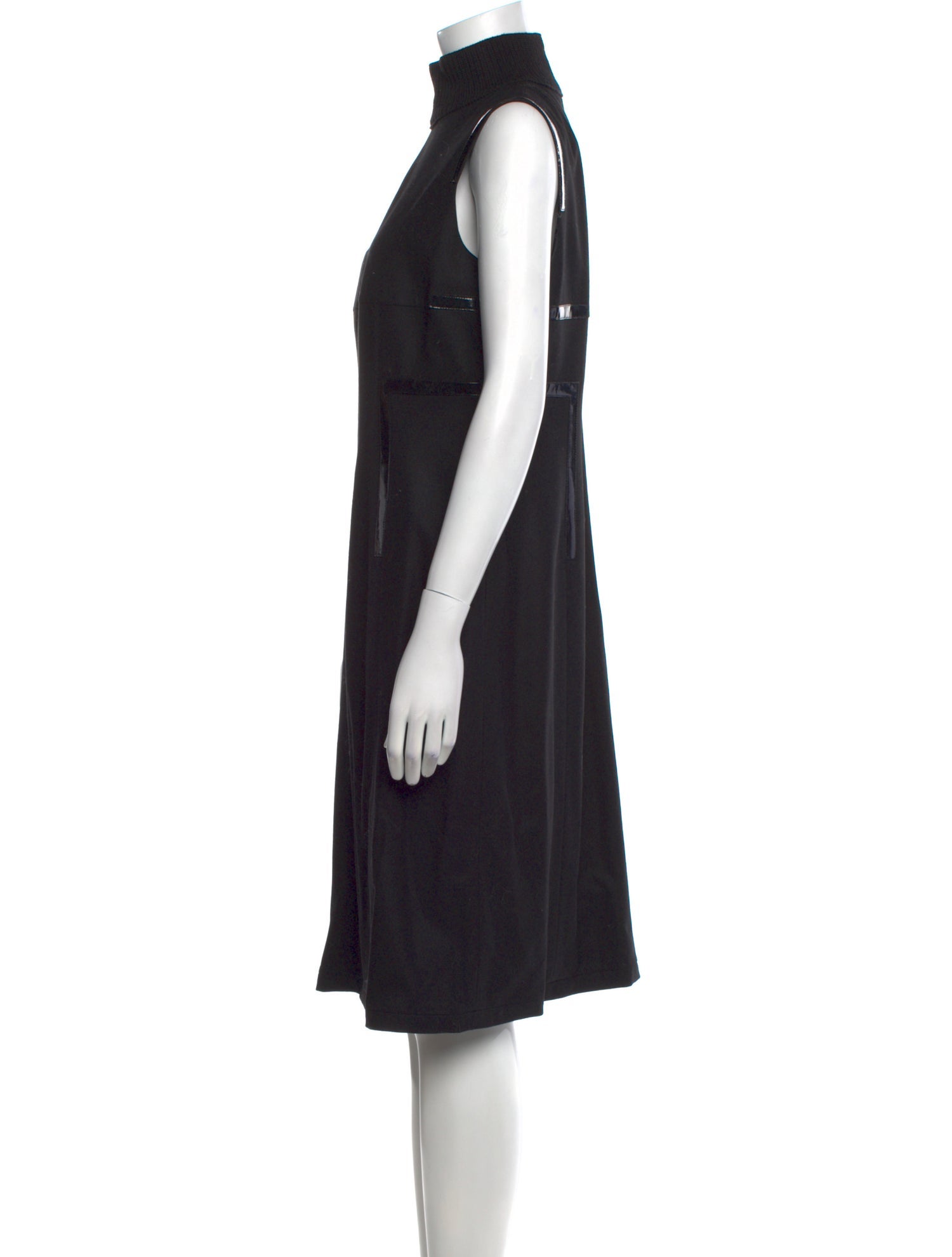 Akris Punto Wool Knee-Length Dress