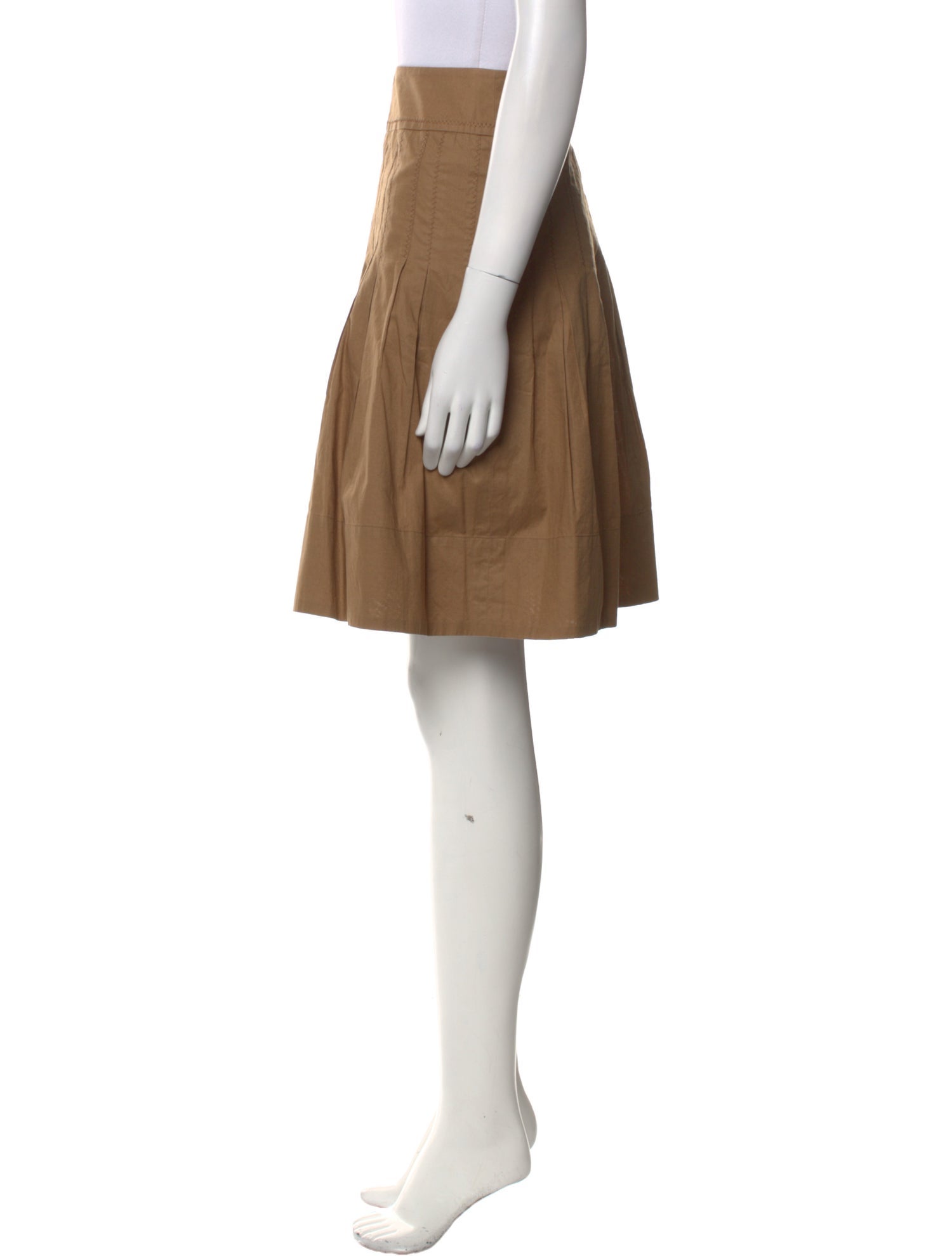 Akris Punto Embroidered Accent Knee-Length Skirt