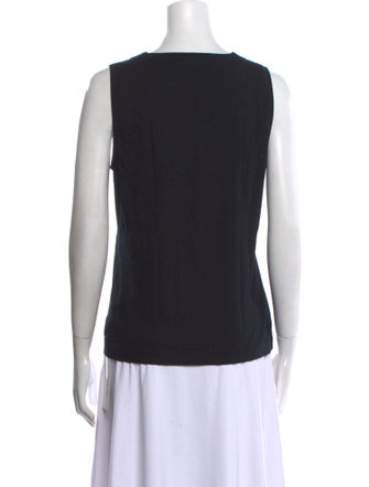 Akris Punto Virgin Wool Square Neckline Top