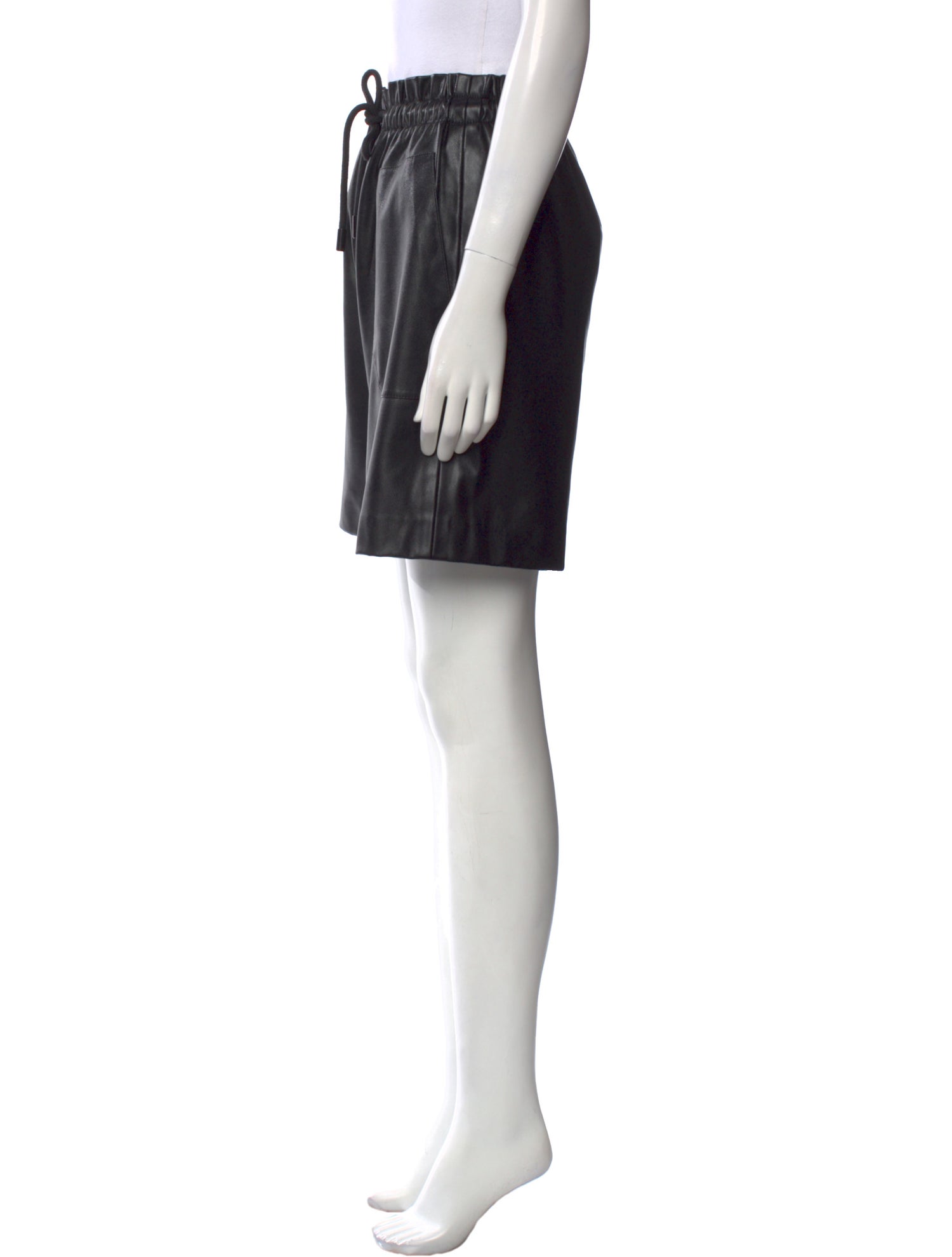 Akris Punto Knee-Length Shorts