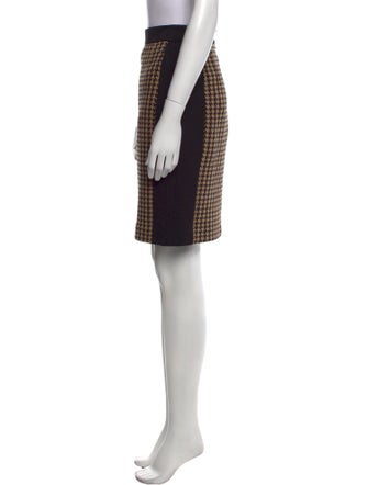 Akris Punto Houndstooth Print Knee-Length Skirt
