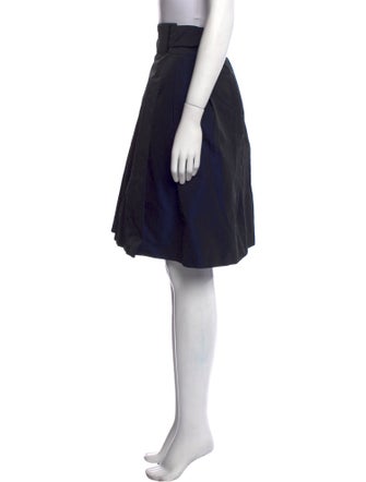 Akris Punto Pleated Accents Knee-Length Skirt