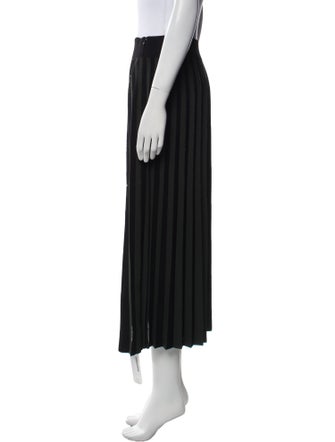 Akris Punto Midi Length Skirt