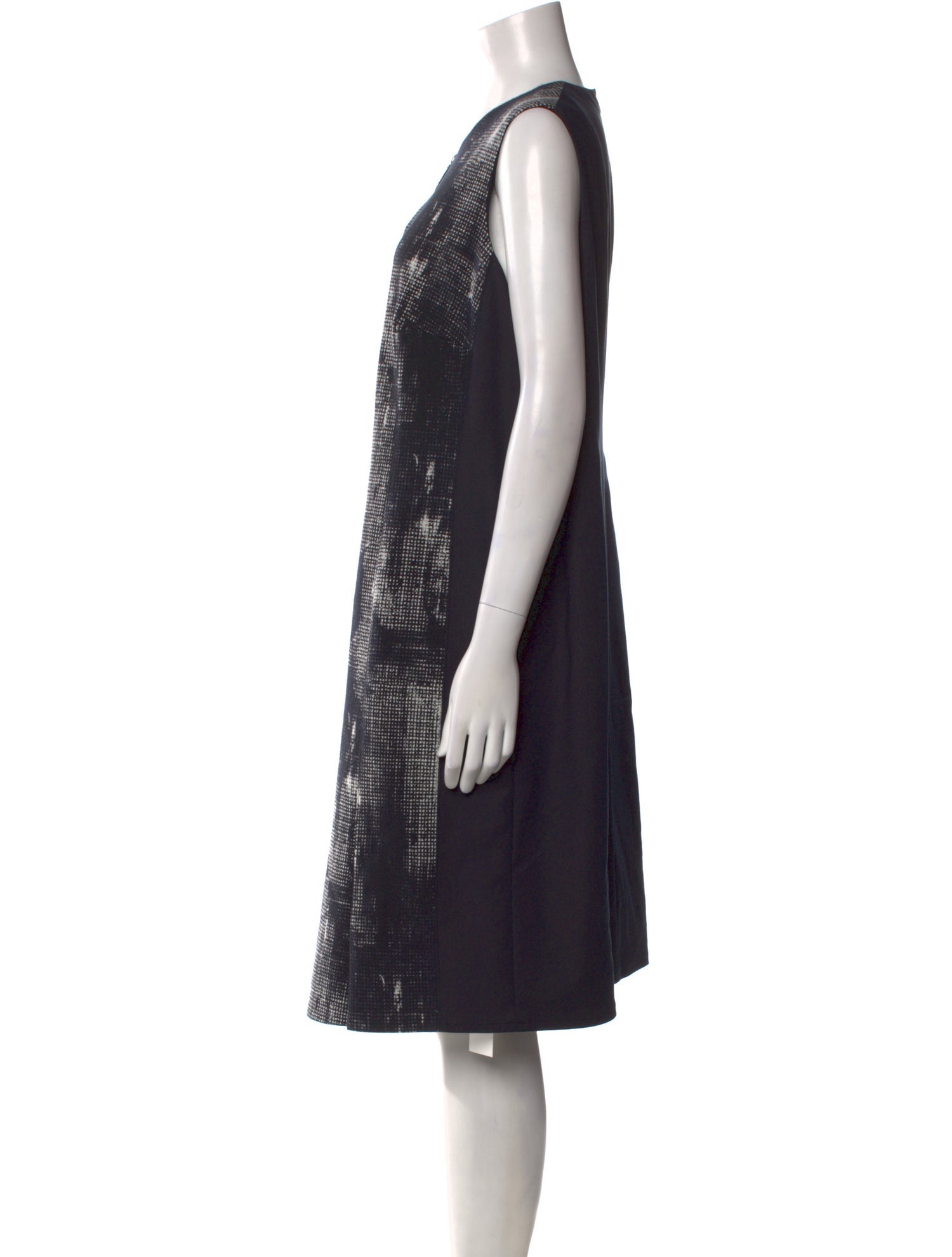 Akris Punto Crew Neck Knee-Length Dress