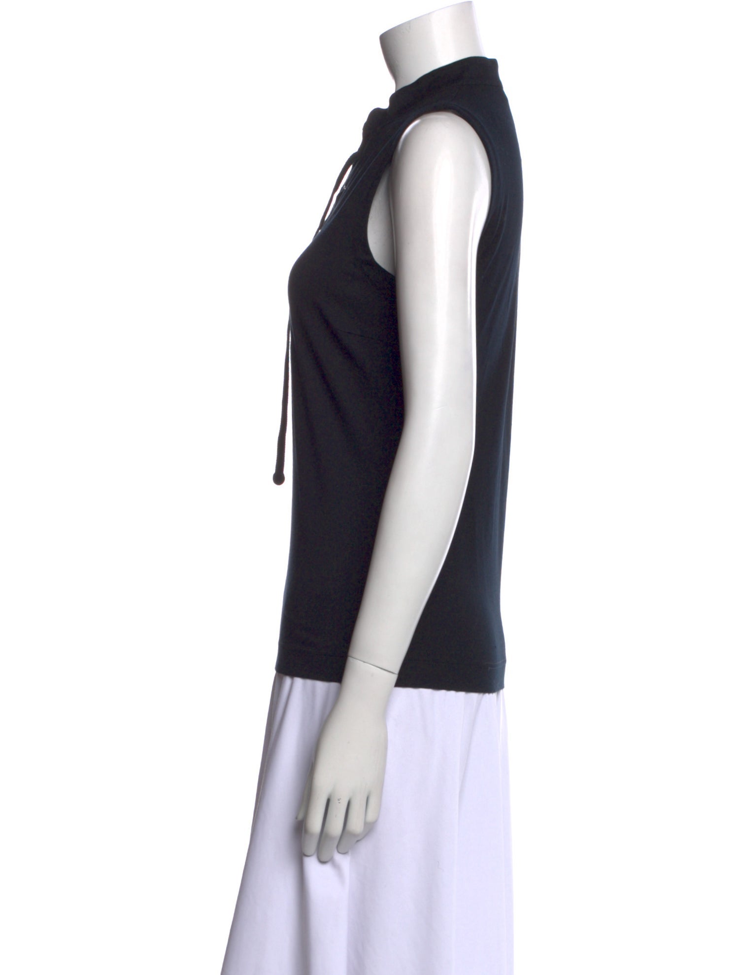 Akris Punto V-Neck Sleeveless Polo
