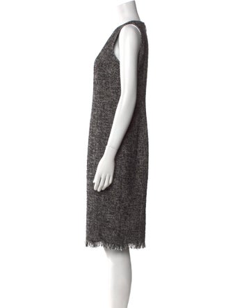Akris Punto V-Neck Knee-Length Dress