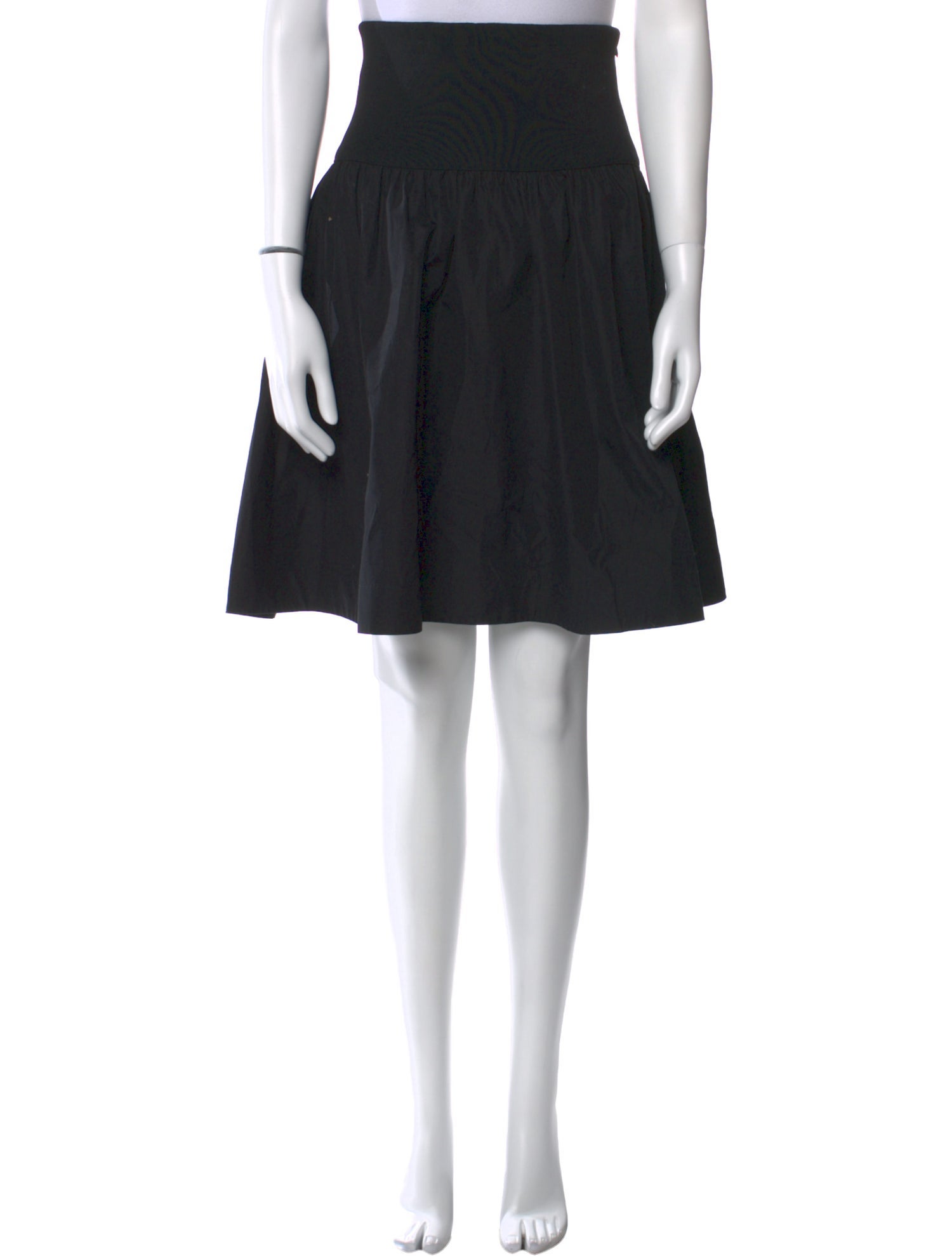 Akris Punto Knee-Length Skirt