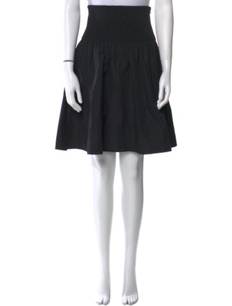 Akris Punto Knee-Length Skirt