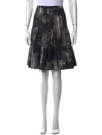 Akris Punto Pleated Accents Knee-Length Skirt