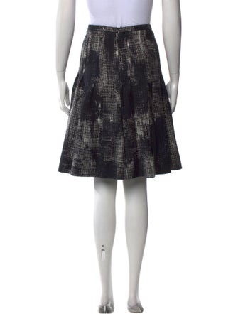 Akris Punto Pleated Accents Knee-Length Skirt