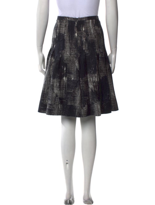 Akris Punto Pleated Accents Knee-Length Skirt