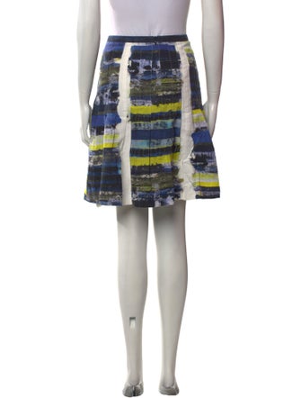 Akris Punto Striped Knee-Length Skirt