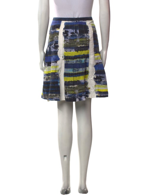 Akris Punto Striped Knee-Length Skirt