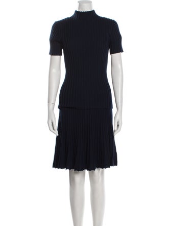 Akris Punto Virgin Wool Pleated Accents Skirt Set