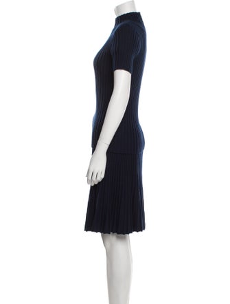Akris Punto Virgin Wool Pleated Accents Skirt Set