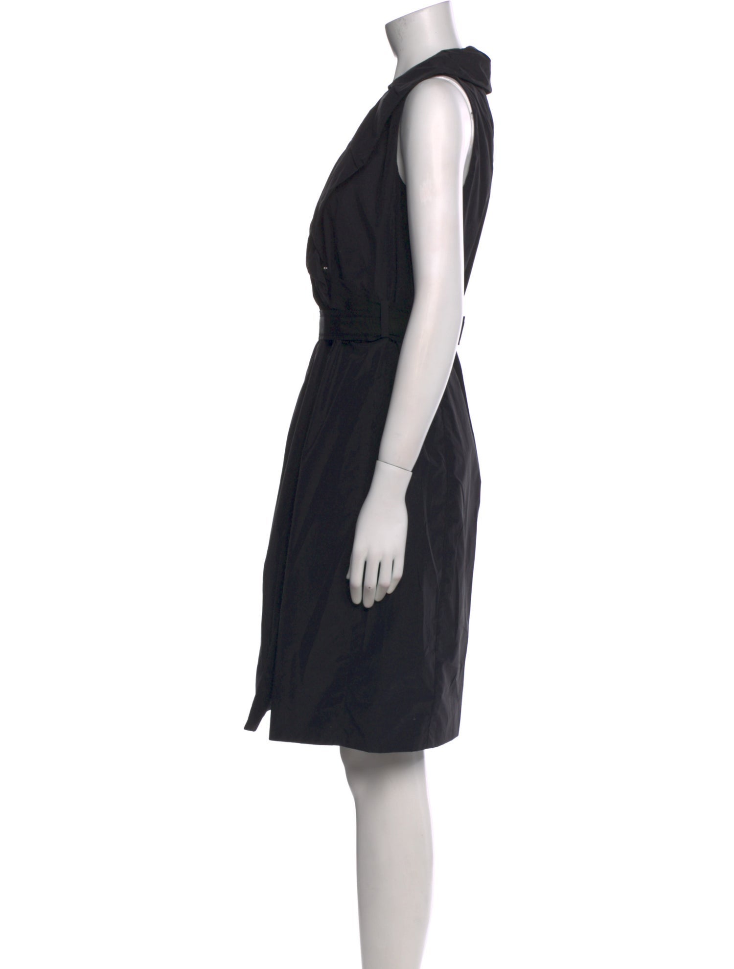 Akris Punto V-Neck Knee-Length Dress