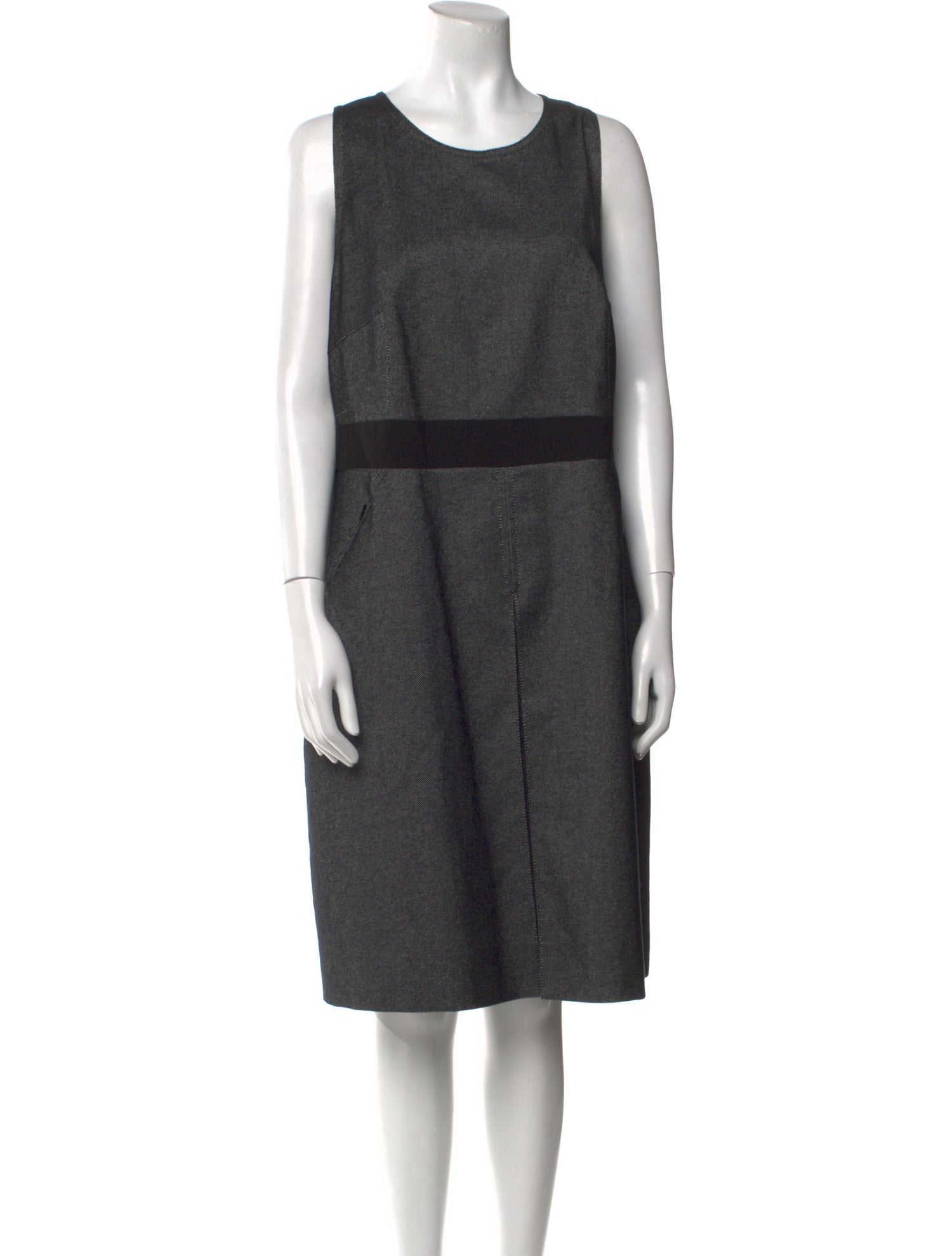 Akris Punto Scoop Neck Knee-Length Dress