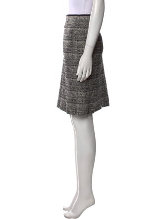Akris Punto Tweed Pattern Knee-Length Skirt