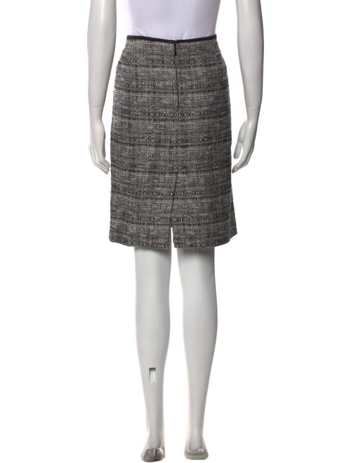 Akris Punto Tweed Pattern Knee-Length Skirt