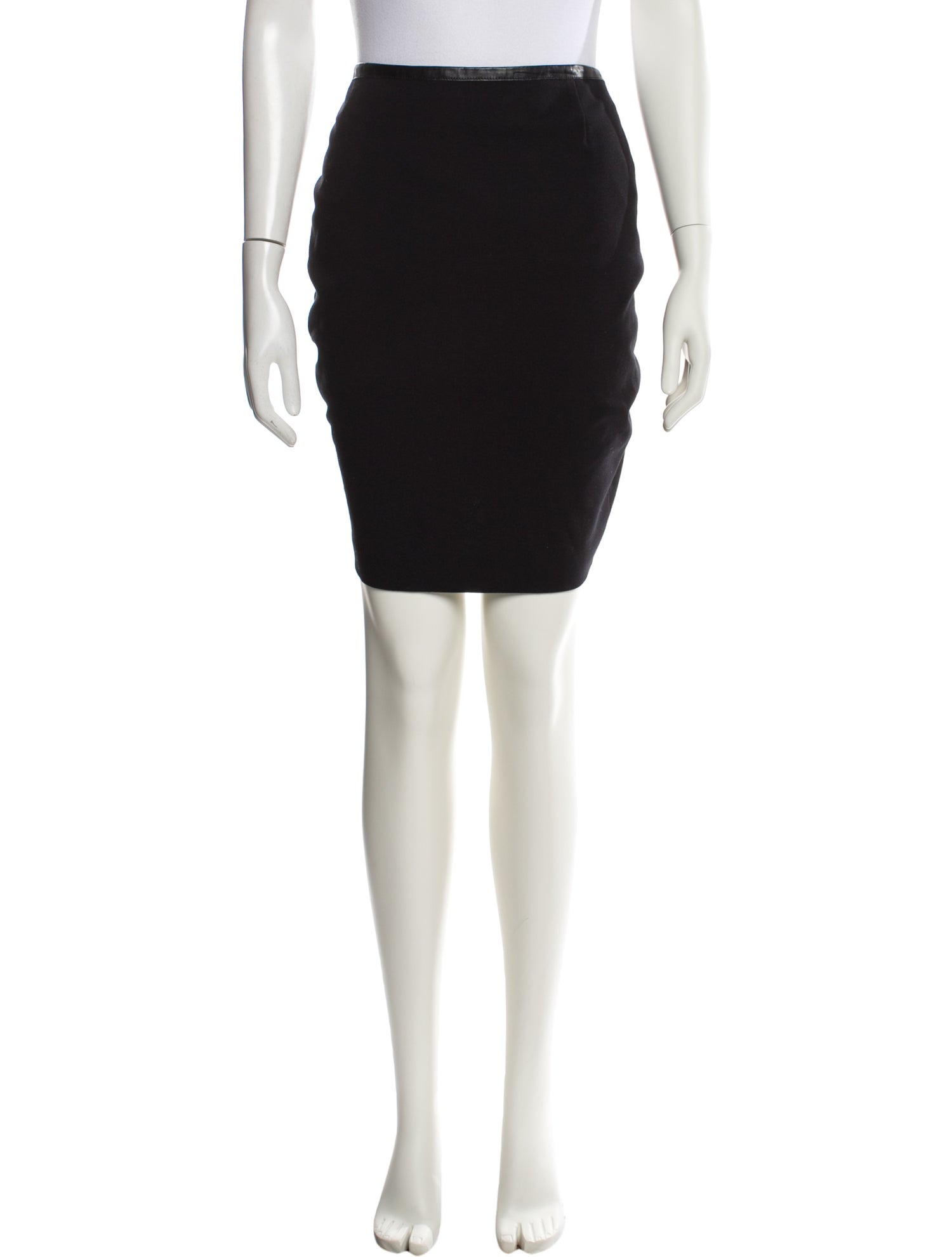 Akris Punto Knee-Length Skirt