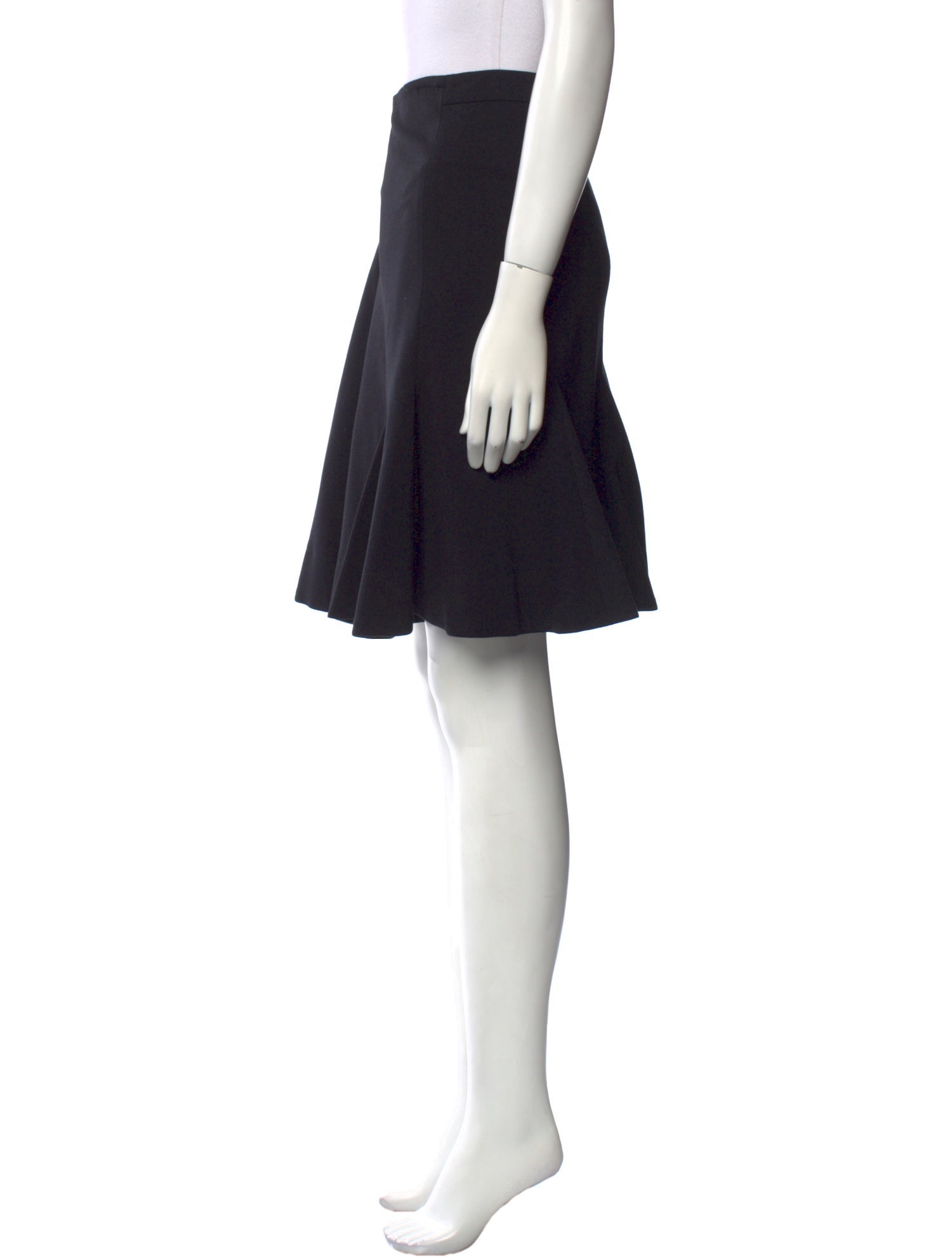 Akris Punto Pleated Accents Knee-Length Skirt