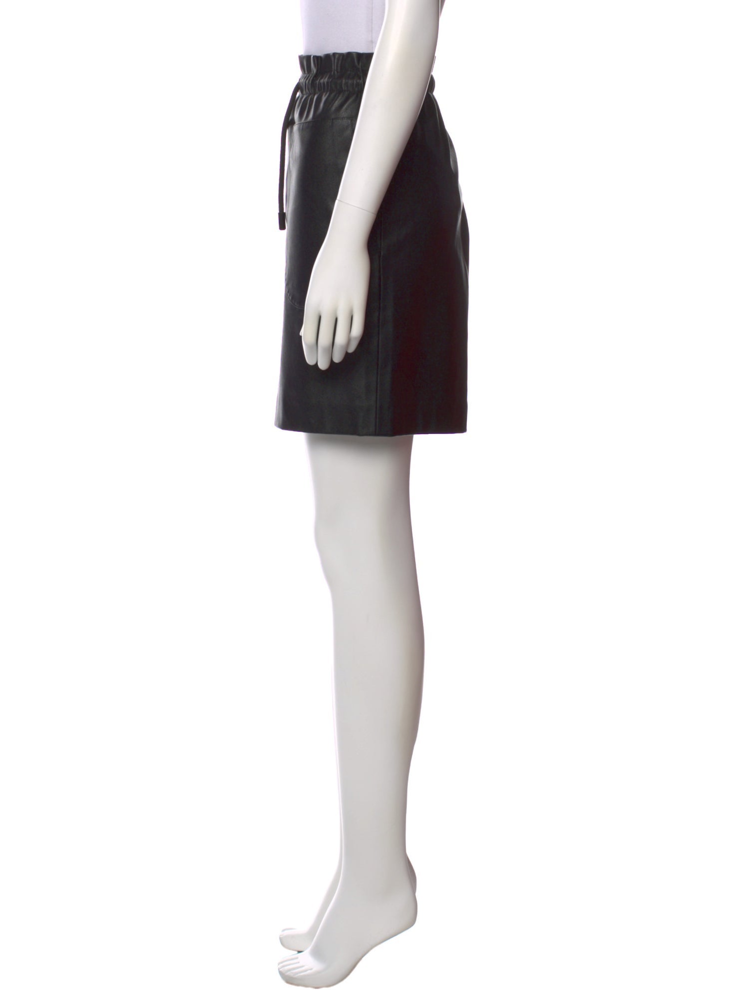 Akris Punto Knee-Length Shorts