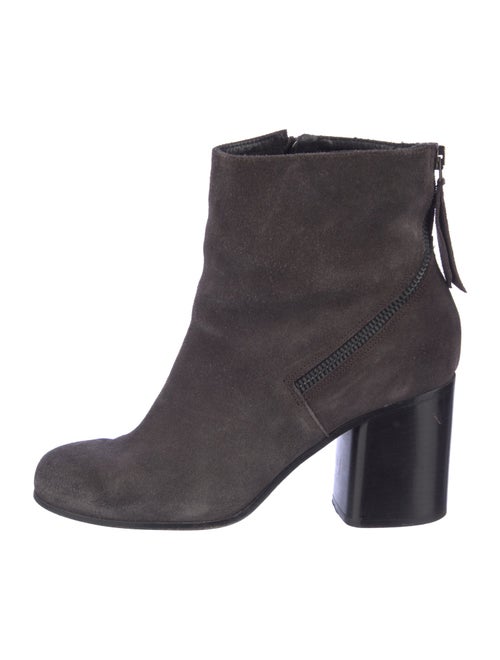 Alberto Fermani Suede Boots