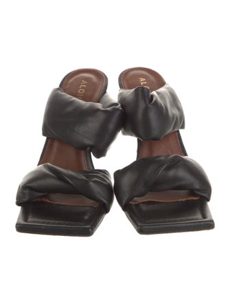 Alohas Leather Slides