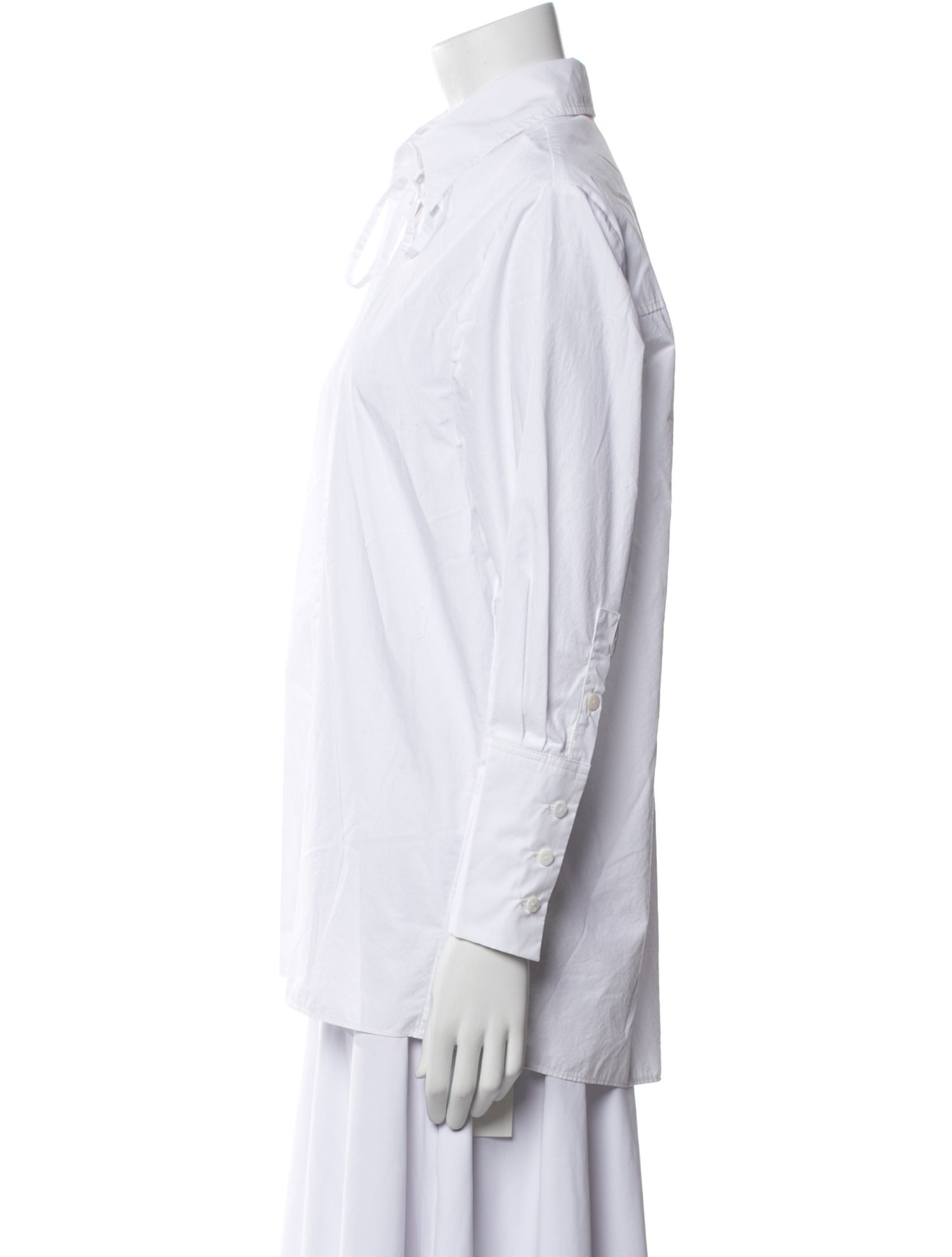 Alohas Long Sleeve Button-Up Top