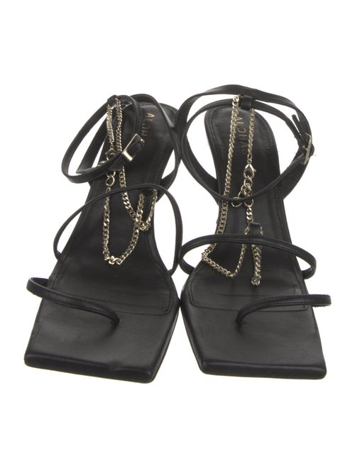 Alohas Leather Chain-Link Accents Sandals