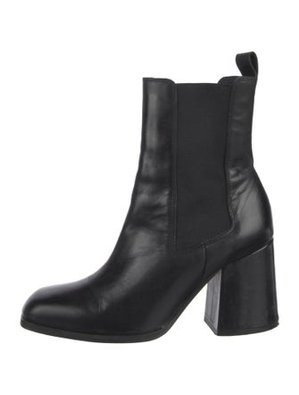 Alias Mae Leather Chelsea Boots